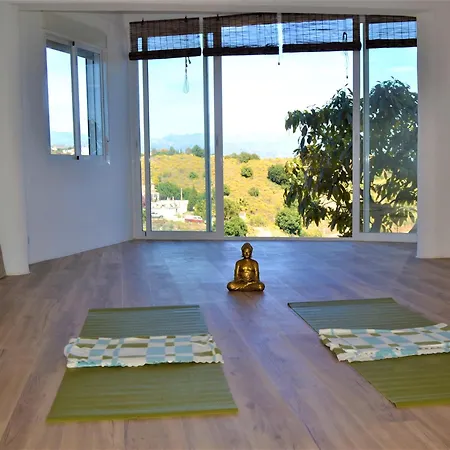 לינה וארוחת בוקר Ecovilla