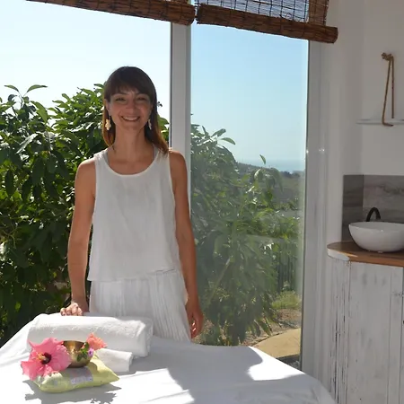 Ecovilla לינה וארוחת בוקר בנאחראפה
